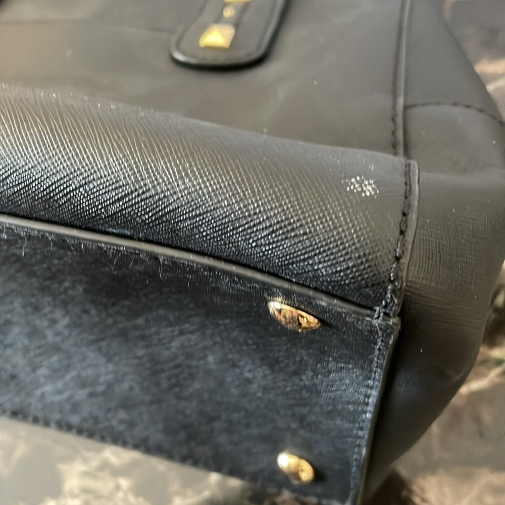 Michael Kors Black Gold Stud Hand Bag - Picture 8 of 12